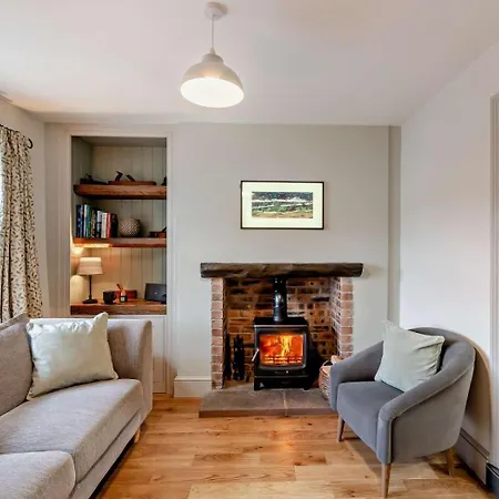 2 Bed In Keswick Oc-90064 Hébergement de vacances